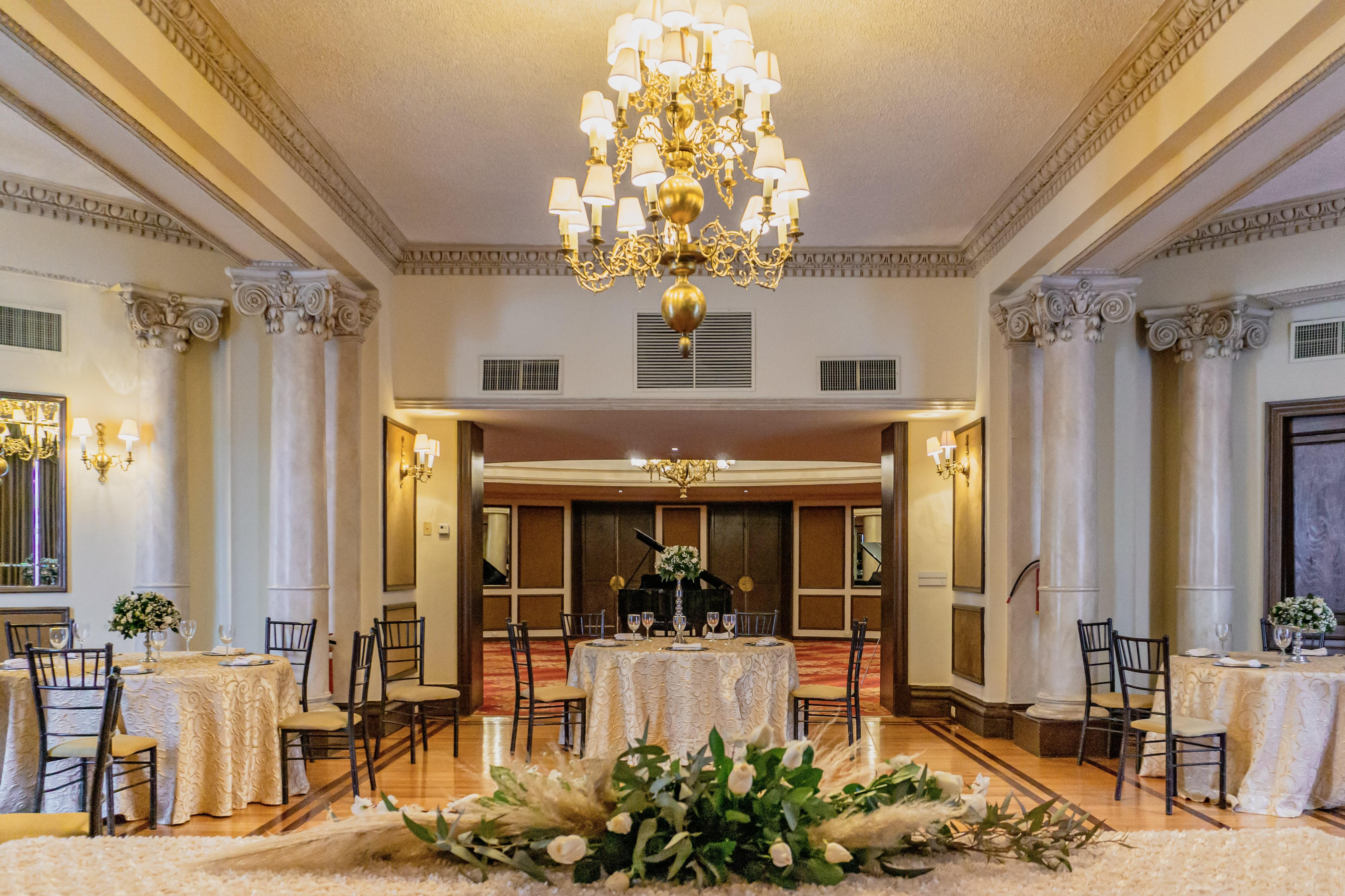 Gamma Monterrey Gran Hotel Ancira Eksteriør bilde The ballroom at the Hotel Metropole